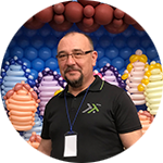 Attila Tamás<br> <p class="pais">Romania<p>